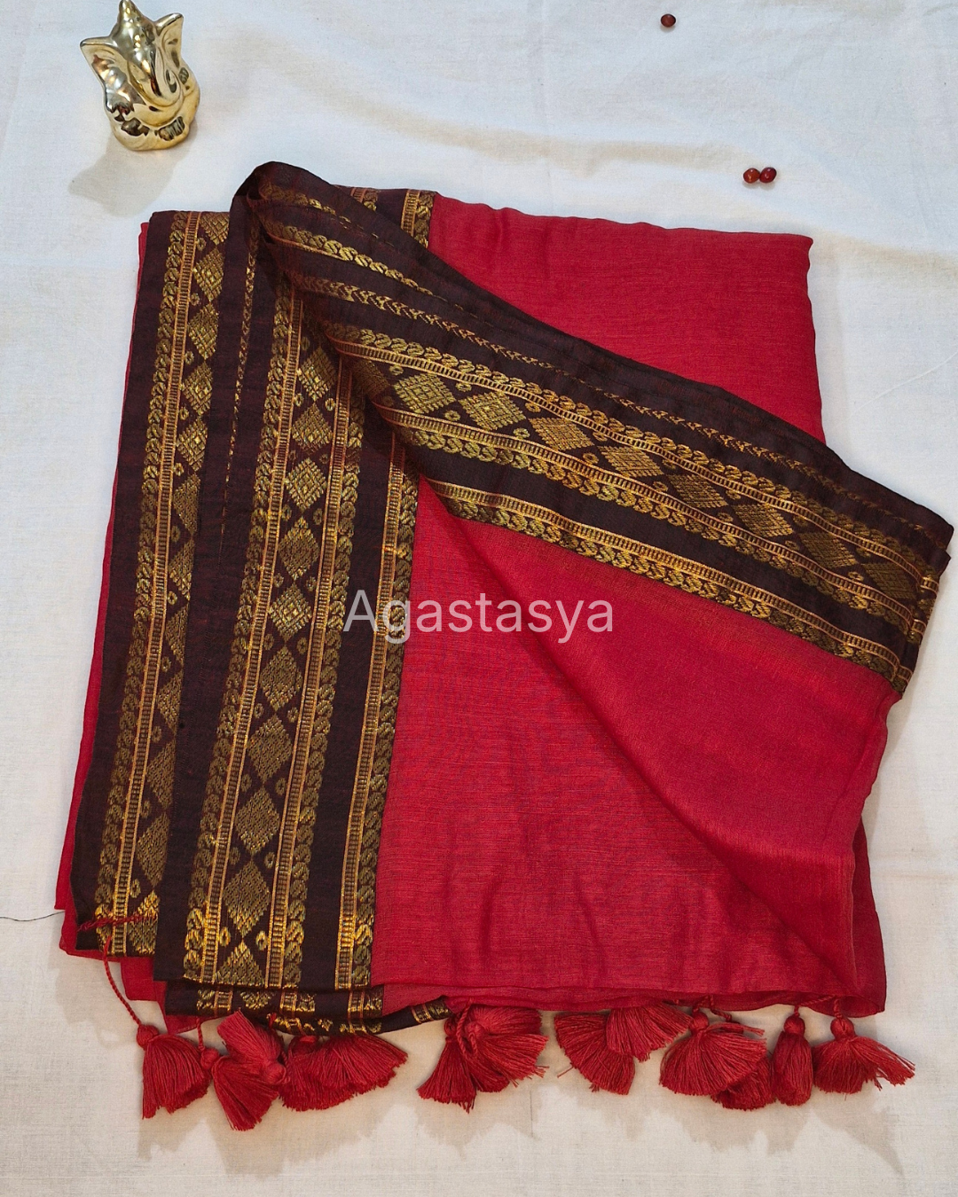 Red Mul Cotton saree with Brown Kanchi Border